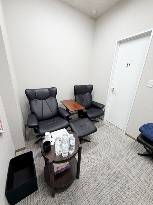 完全個室での院内下剤内服に対応